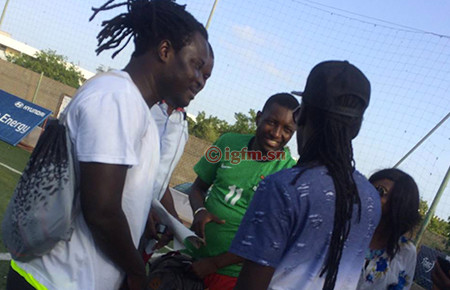 Match amical – Les artistes & rappeurs ont battu les journalistes 6-3