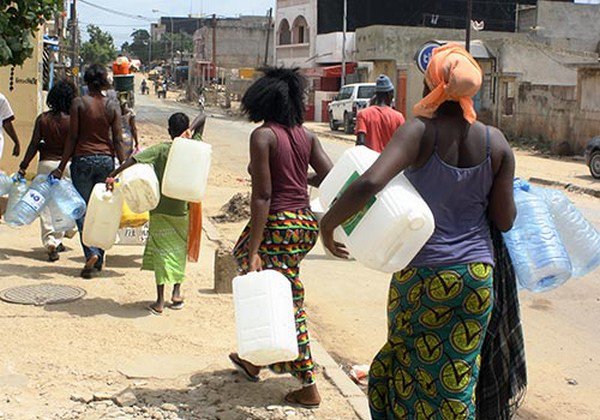 PÉNIBLE TABASKI À MBACKÉ - Manque d'eau terrible dénoncée