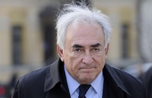 Un an après sa chute, où en est DSK?