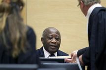 La défense de Gbagbo conteste la légitimité de la CPI