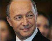 Laurent Fabius attendu vendredi à Dakar