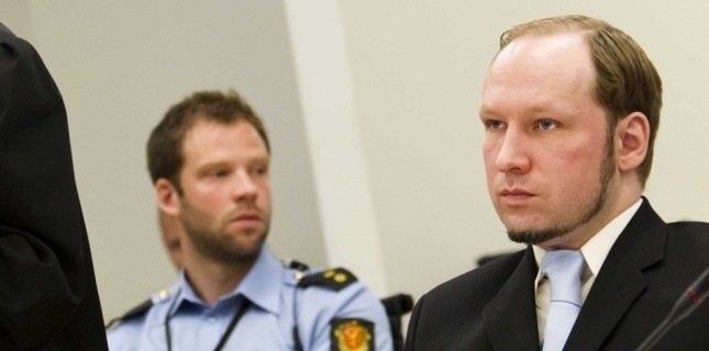 REGARDER. La cellule paradisiaque de Anders Behring Breivik, il écope de 21 ans de prison ferme