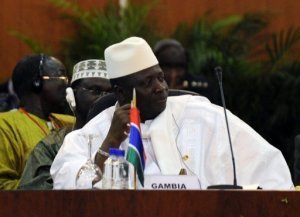 Après la sortie du chef de l’Etat, Yaya Jammeh dans tous ses états menace : « …à l’image de ses prédécesseurs, Macky Sall saura de quel bois je me chauffe »