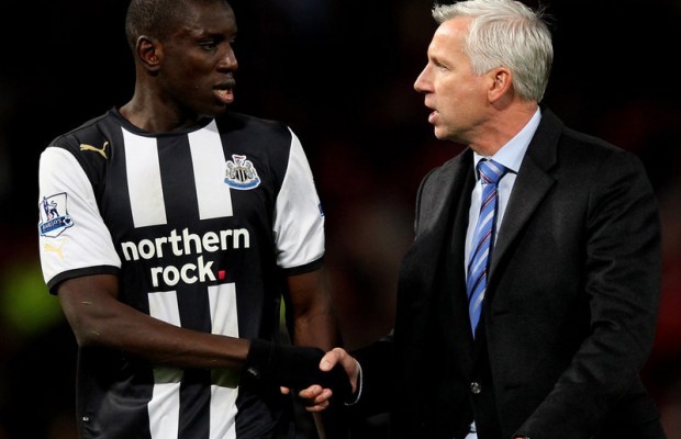 Sortie musclée de l’agent de Demba Ba : Le malaise s’installe entre le coach de Newcastle et son buteur Sénégalais