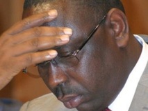 Macky Sall demande à ses députés de le soutenir plutôt que de l’affaiblir