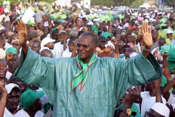 Premier tour de la présidentielle 2012 : Ousmane Tanor Dieng évoque l'amertume de son camp