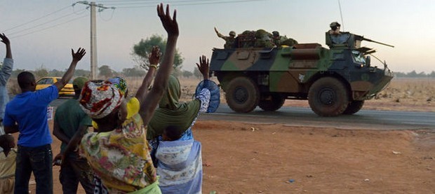 Mali: les soldats maliens et français reprennent Diabali aux islamistes