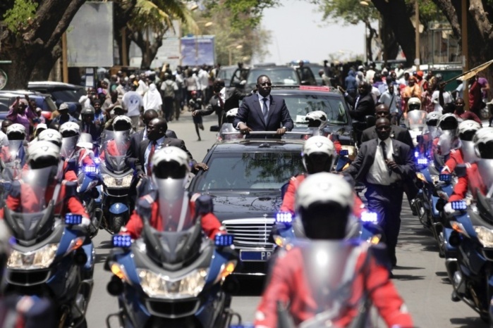 La Présidence de la République en fête : 25 véhicules achetés en quatre jours d’intervalle