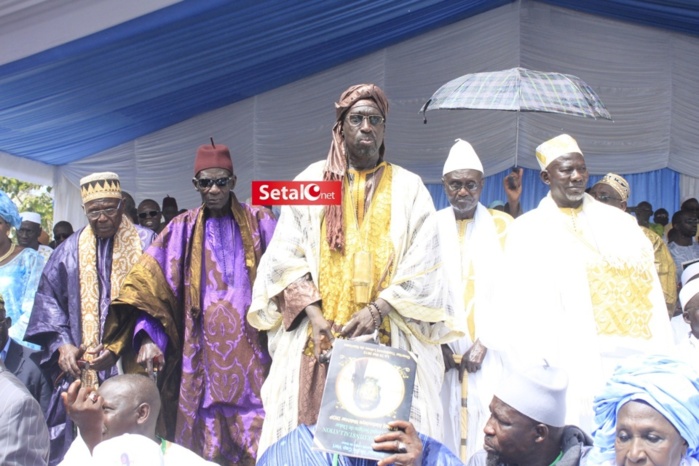 REGARDEZ. Les larmes du Grand Serigne de Dakar