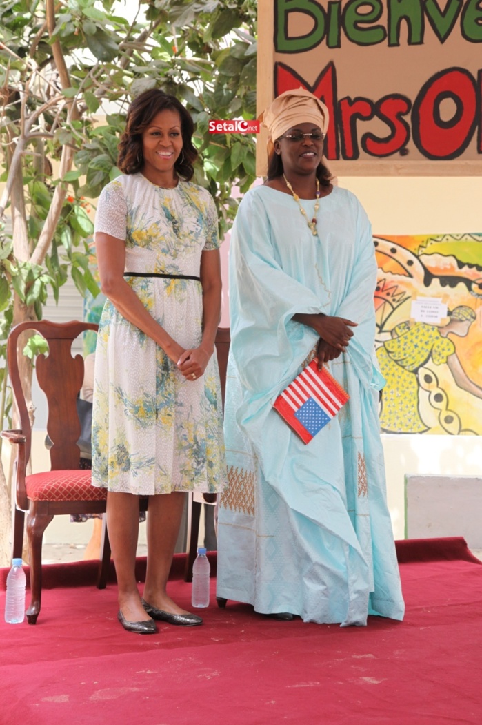 REGARDEZ. Les images de la visite du couple présidentiel américain à Dakar