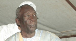 El hadj Mansour Mbaye, Président des griots et communicateurs traditionnels du Sénégal : «  Je sais, avec beaucoup d’autres sénégalais,  que le Président Wade est le meilleur ».