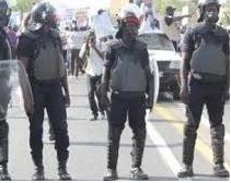 Arrestation des policiers mis en cause dans le meurtre d’Ibrahima Samb : les parents applaudissent des deux mains