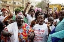 Guediawaye : Plusieurs femmes vendeuses de poissons envahissent Mairie