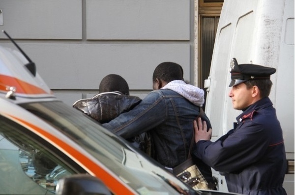 Italie : Arrestation à Florence d’un « modou modou » trafiquant de cocaïne qui ne voulait pas d’argent !