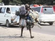 Ziguinchor : Une meute de malades mentaux accueillit tous visiteurs