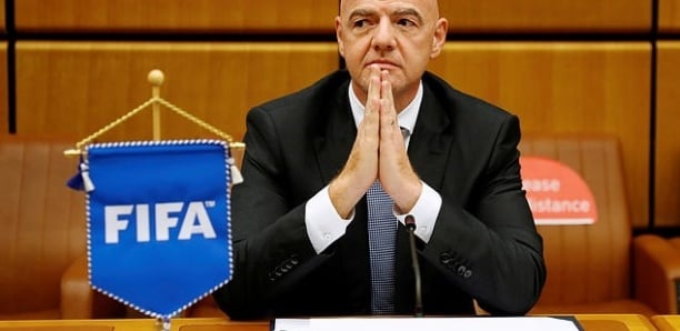 Gianni Infantino : "Un stade baptisé Pelé dans tous les pays du monde"