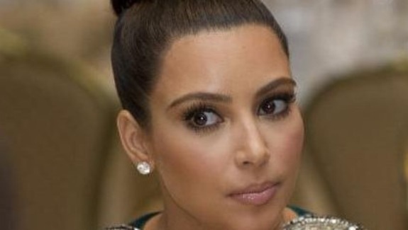 KIM KARDASHIAN : ELLE COMMENCE L'ANNÉE PAR UNE MISE AU POINT SUR SON MARIAGE ET SA GROSSESSE !