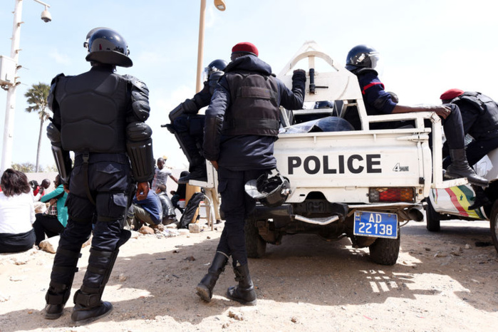 Macky Sall à l’Ucad  demain vendredi : Les(RG) campent le campus !