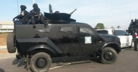 Aéronef de l'armée et agents du Gign pour ramener Barrow chez lui