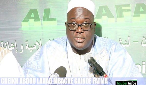 Après avoir rendu visite au maire de Dakar, Cheikh Abdoul Ahad Mbacké  Gaïndé Fatma réagit: "Je vais prier pour Khalifa Sall, c'est mon ami ..