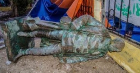 Saint-Louis : La mairie va remettre la statue de Faidherbe "à sa place"