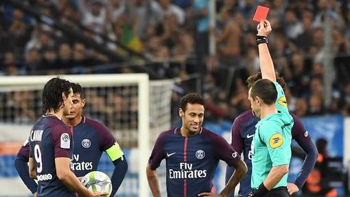 Neymar suspendu deux matchs, dont un avec sursis