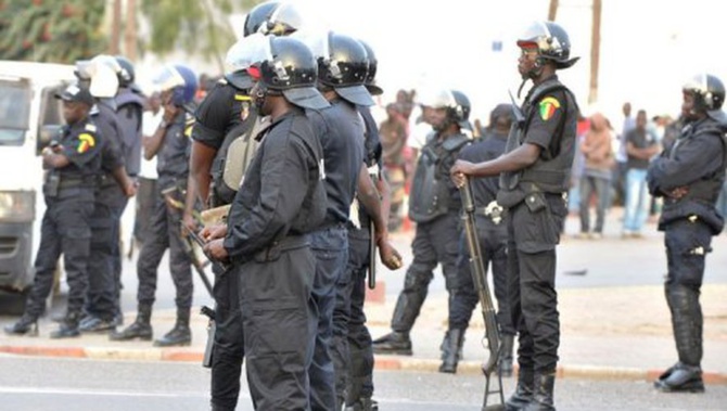 Mbour : Le film de l’arrestation de la bande de malfaiteurs qui cambriolaient les magasins et multiservices de Saly et Touba.