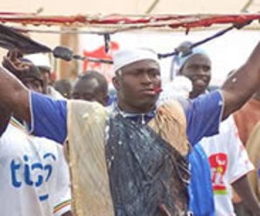 Force Physique, Technique, Mental et Mystique : Modou Lo en quatre points cardinaux