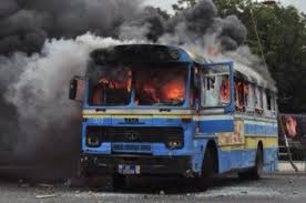 Bus incendié: le juge l'envoie  Cheikh A- B- Bâ  en prison