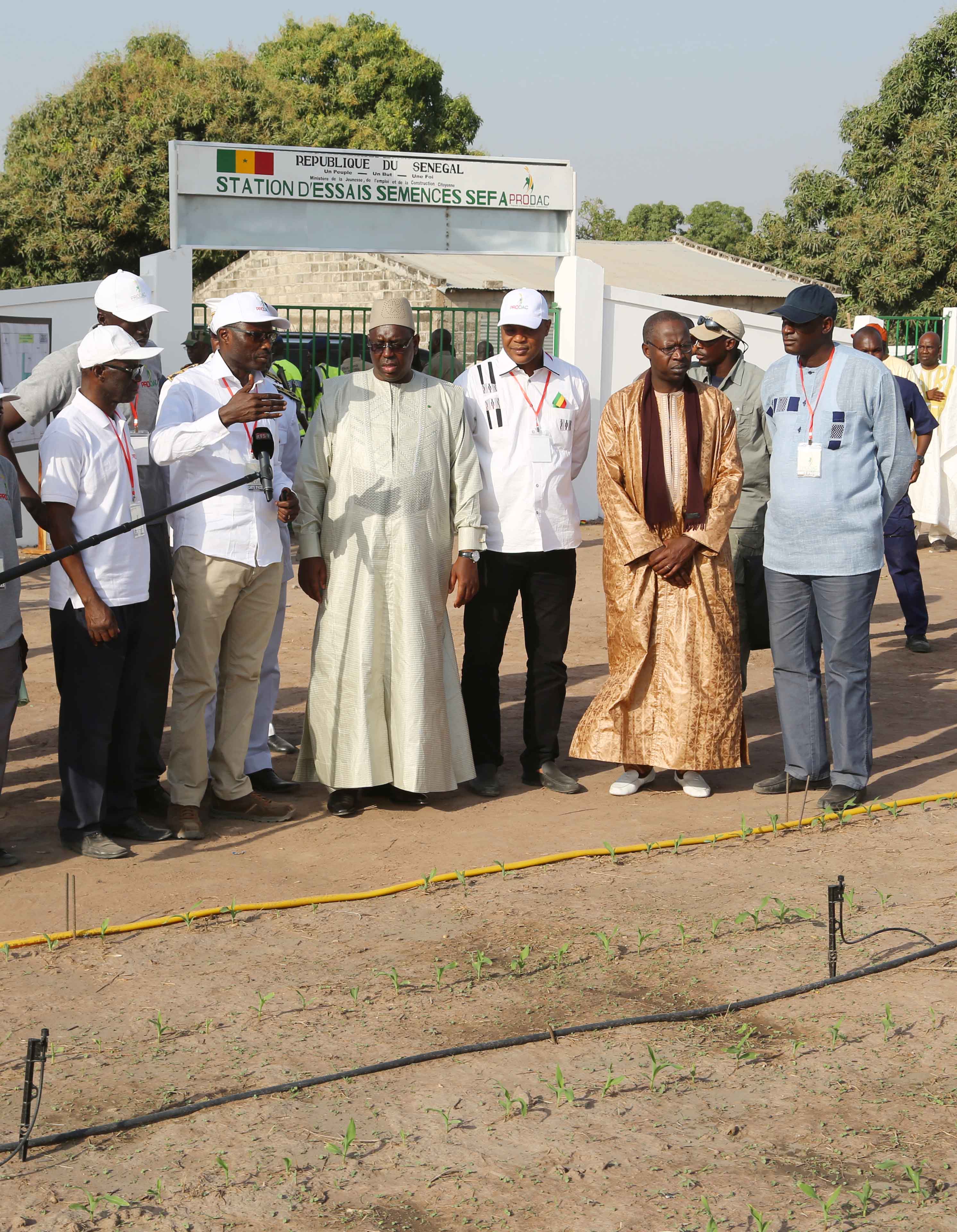 Le Président de la République, Son Excellence Monsieur Macky Sall, a inauguré ce lundi 23 février 2015