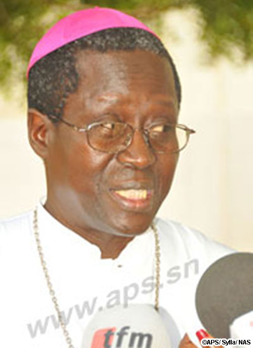 MGR Benjamin Ndiaye à la paroisse de Mbao, dimanche