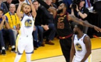 Golden State a eu chaud mais prend l'avantage face à Cleveland