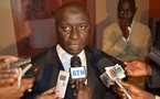 Mbaye Ndiaye délivre à Idrissa Seck le récépissé de Rewmi