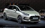 François Hollande choisit une Citroën DS5 hybride pour son investiture