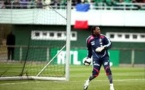 La presse ne rate pas Mandanda