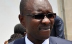 Palais de la République : Abou Abel Thiam vers la sortie