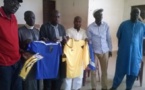 El Malick Seck offre deux jeux de maillots, une enveloppe financière et va sponsoriser le club Mbaxaan de la zone Nord