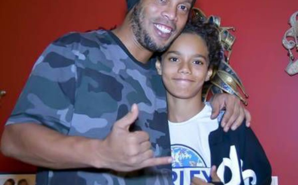 PSG : le fils de Ronaldinho convoité