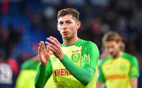 Disparition de l’avion d'Emiliano Sala : La police arrête les recherches